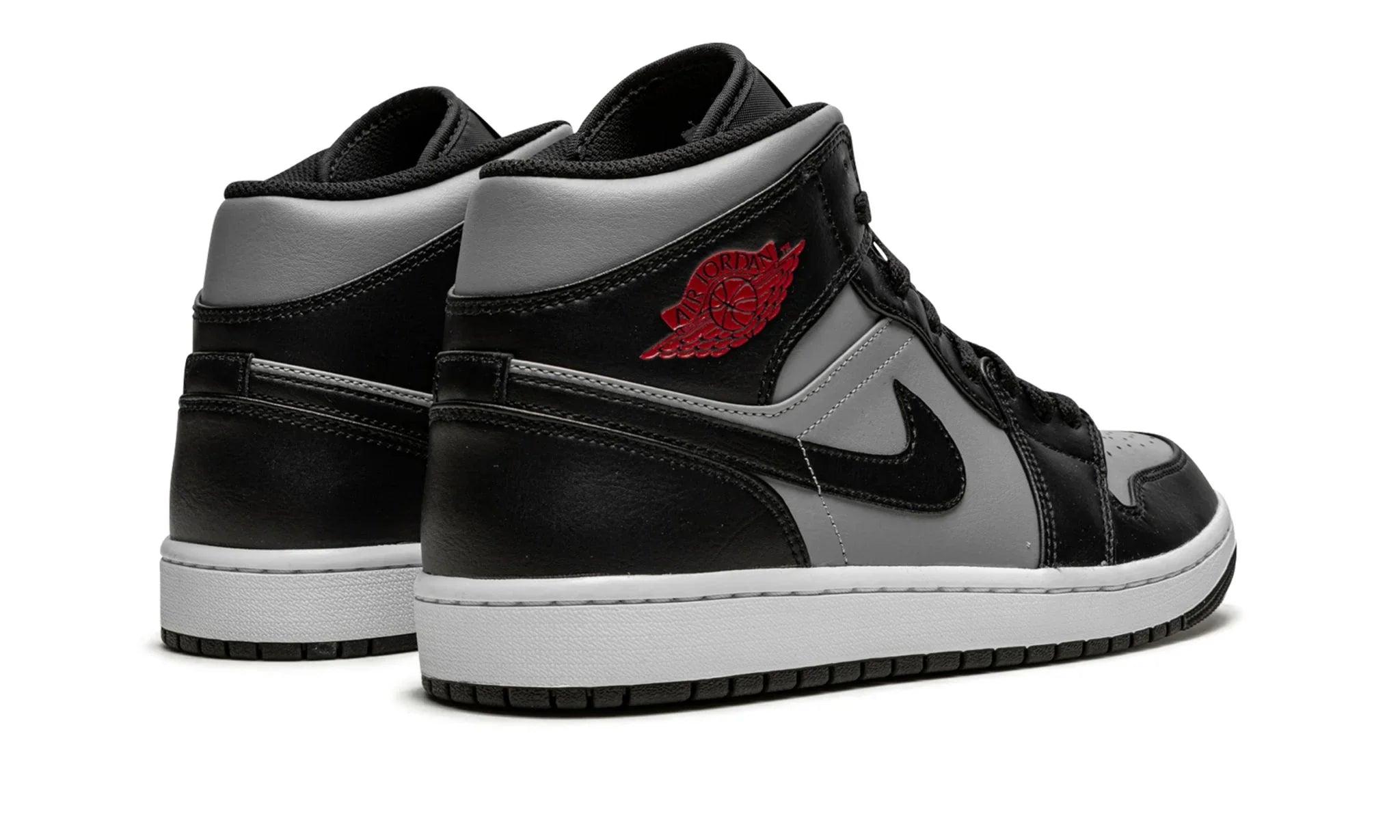 Jordan 1 Mid